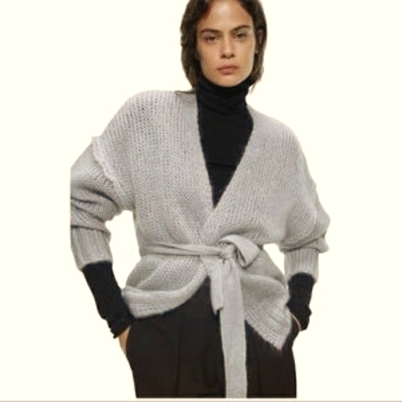 New ZARA Light Gray Mohair Sweater Cardigan - Picture 2 of 6